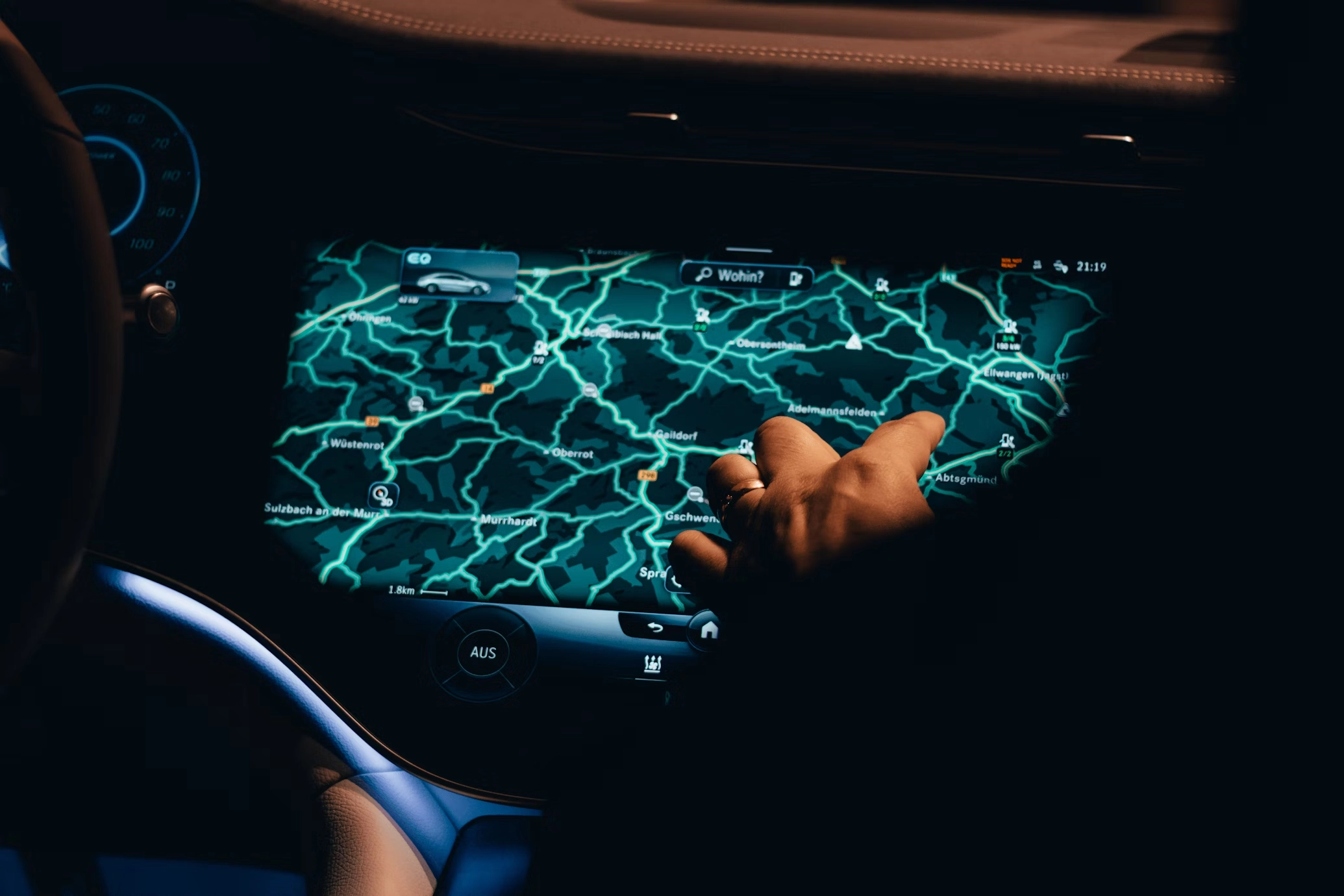 Car Display Monitor Types and Their Requirements: A Comprehensive Guide
