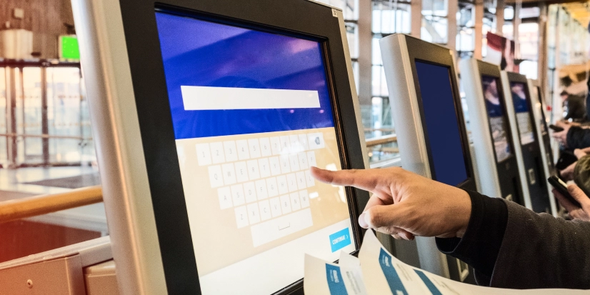 Displays for Public Space and Digital Signage Devices manufacturer